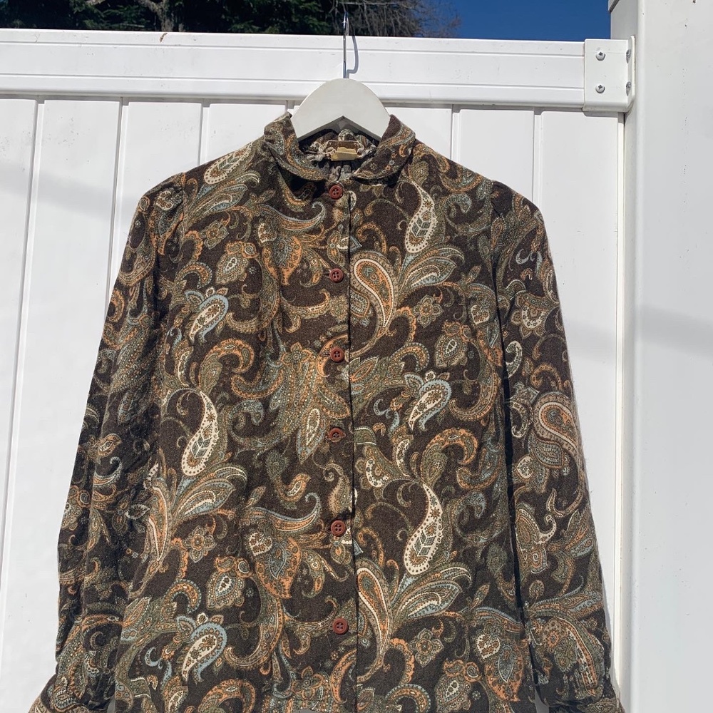 Vintage paisley button down blouse top XS